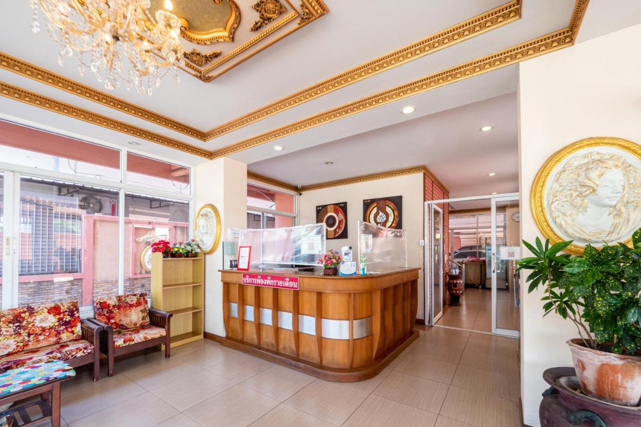 Hotel Reddoorz Navin Mansion 3 Pattaya Esterno foto