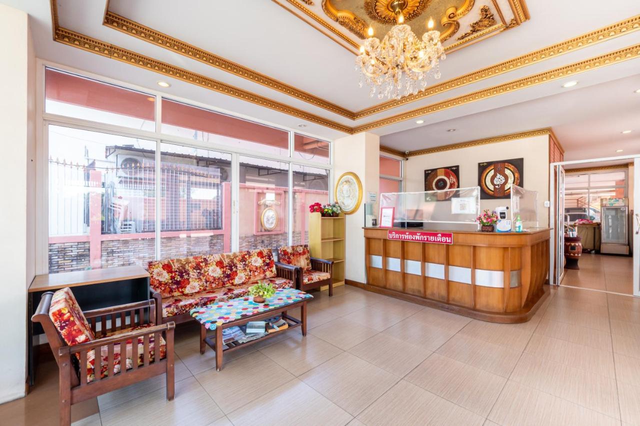Hotel Reddoorz Navin Mansion 3 Pattaya Esterno foto