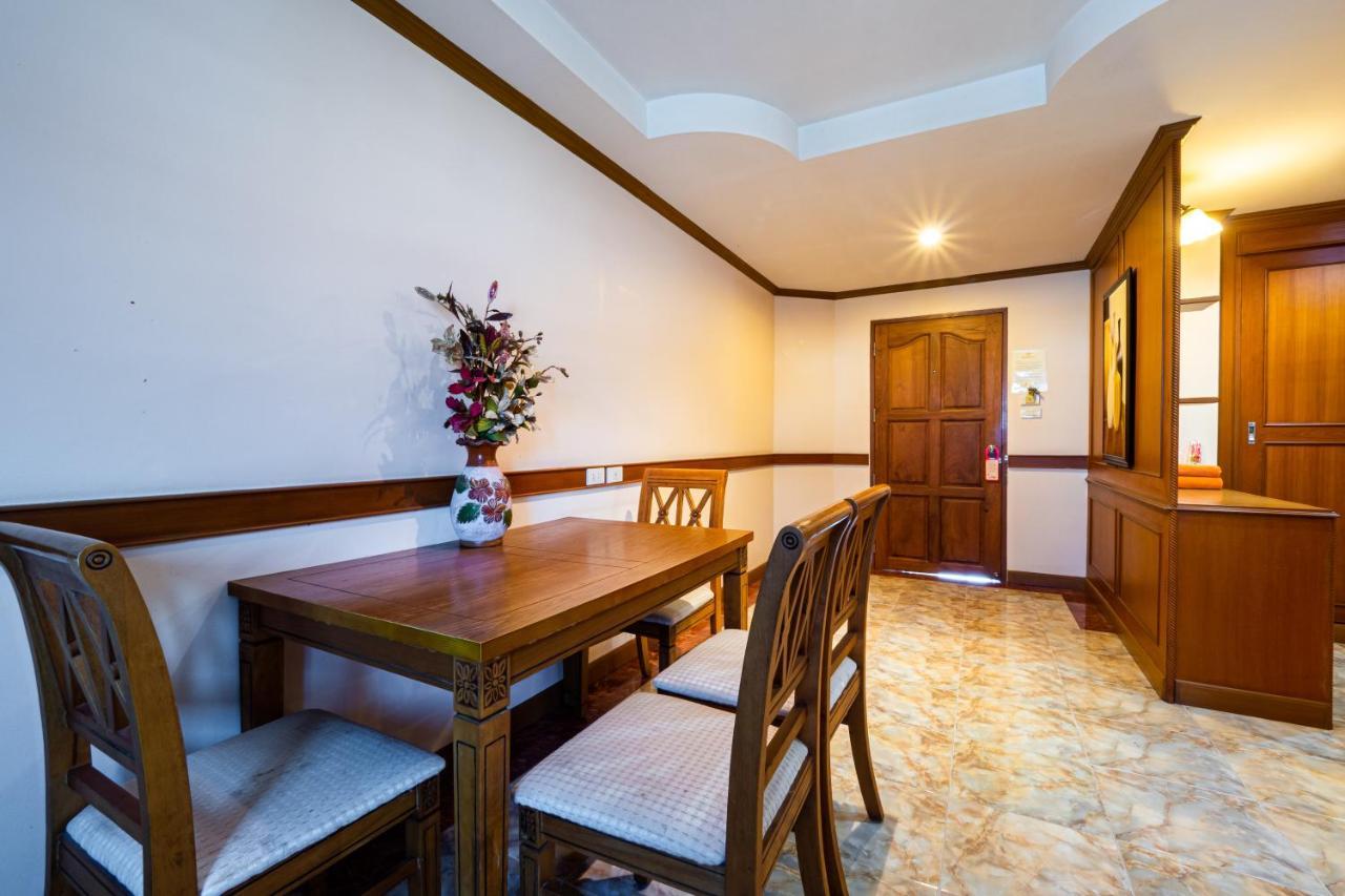 Hotel Reddoorz Navin Mansion 3 Pattaya Esterno foto